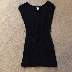 Black short sleeve dress